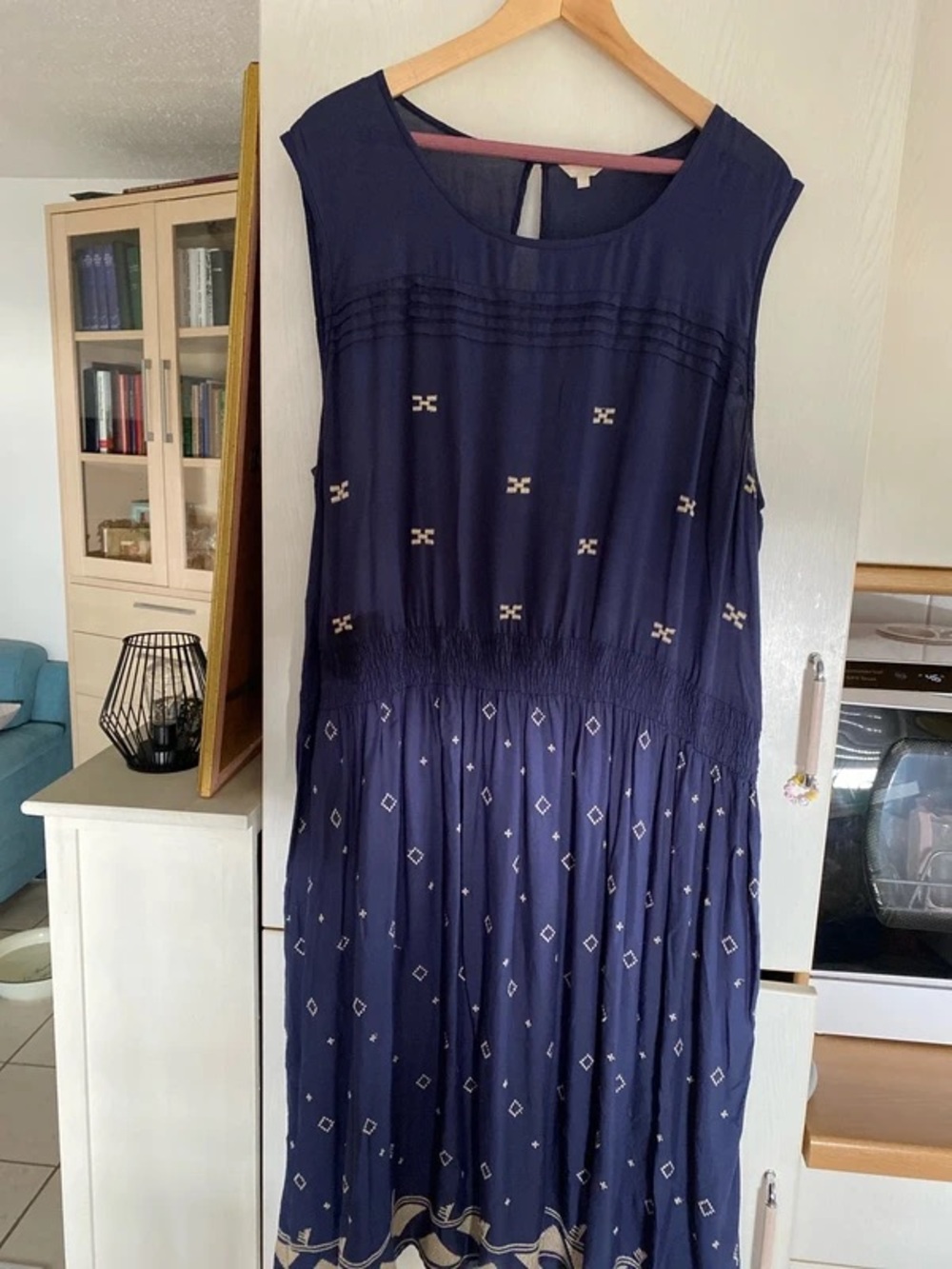Women’s Navy Embroidered Sleeveless Dress - Brand Unknown